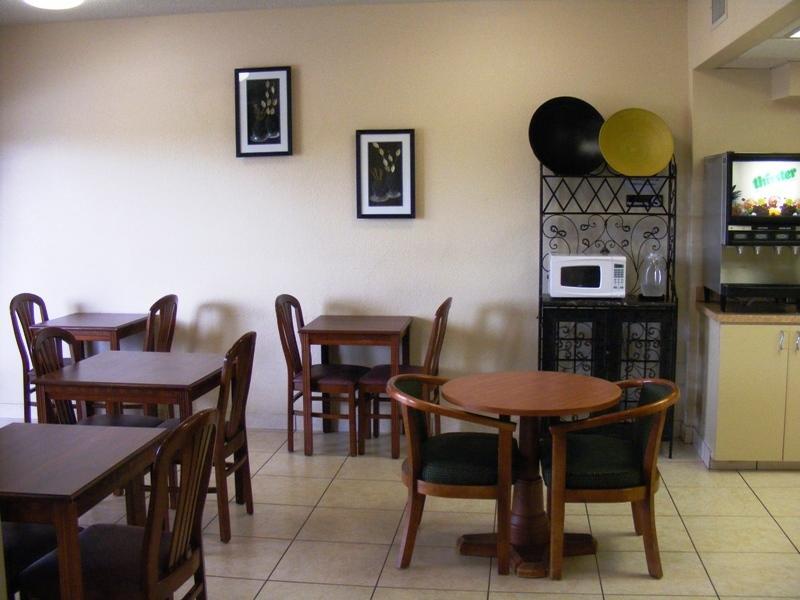 Baymont Inn & Suites Orlando/Universal Area エクステリア 写真